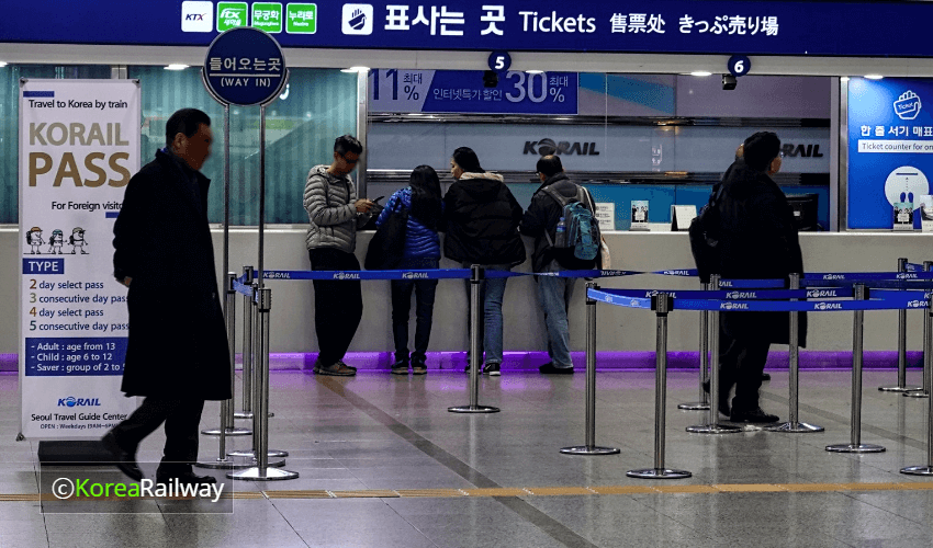 Korean train station_Ticket window